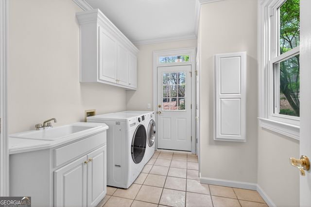 10640 N Edgewater Place, Johns Creek, GA 30097