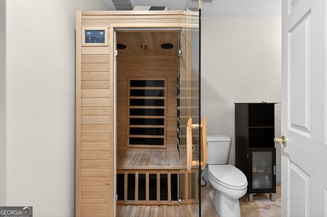 10640 N Edgewater Place, Johns Creek, GA 30097