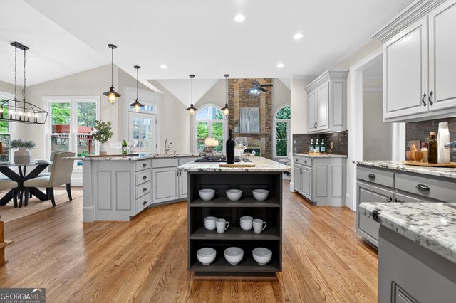 10640 N Edgewater Place, Johns Creek, GA 30097