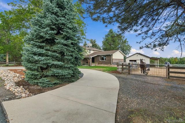 17425 W 57th Avenue, Golden, CO 80403