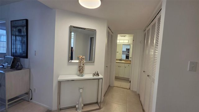 4851 NW 26TH Court 437, Lauderdale Lakes, FL 33313