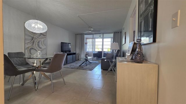 4851 NW 26TH Court 437, Lauderdale Lakes, FL 33313