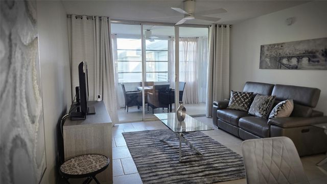 4851 NW 26TH Court 437, Lauderdale Lakes, FL 33313
