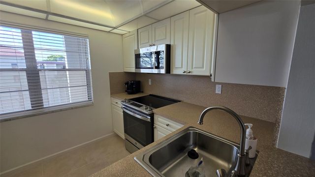 4851 NW 26TH Court 437, Lauderdale Lakes, FL 33313