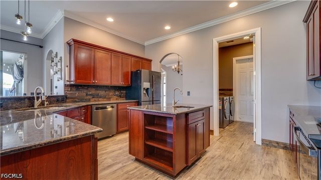 3802 SW 3rd ST, Cape Coral, FL 33991