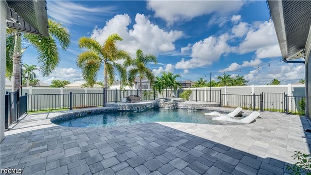 3802 SW 3rd ST, Cape Coral, FL 33991