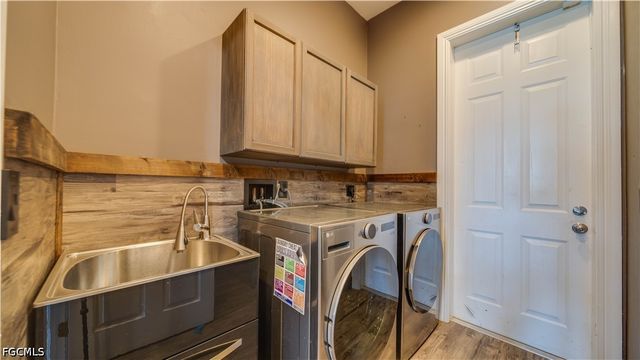 3802 SW 3rd ST, Cape Coral, FL 33991