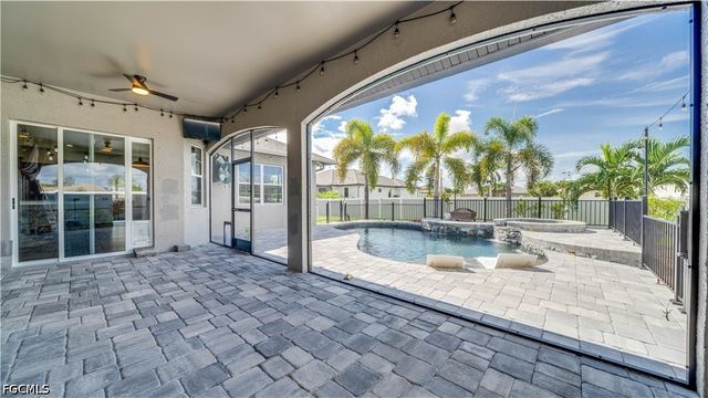 3802 SW 3rd ST, Cape Coral, FL 33991