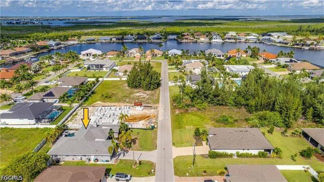 3802 SW 3rd ST, Cape Coral, FL 33991
