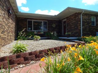 3061 County Road 11 3061 County Road 11, Bellefontaine, OH 43311