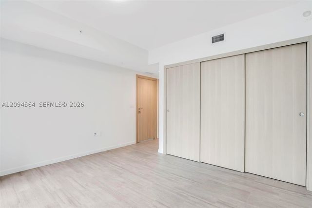 1000 Brickell Plaza 2304, Miami, FL 33131