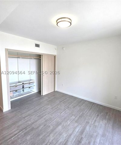 1000 Brickell Plaza 2304, Miami, FL 33131