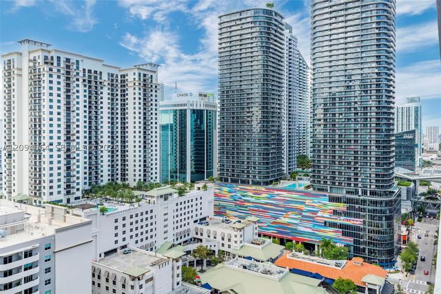 1000 Brickell Plaza 2304, Miami, FL 33131