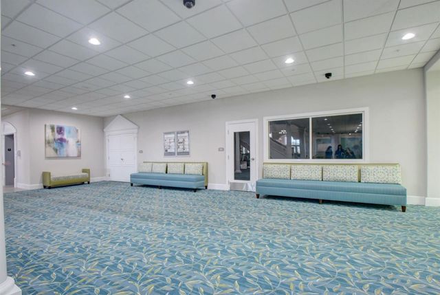 204 Burgundy E 204, Delray Beach, FL 33484