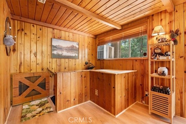 697 Mormon Springs, Crestline, CA 92325