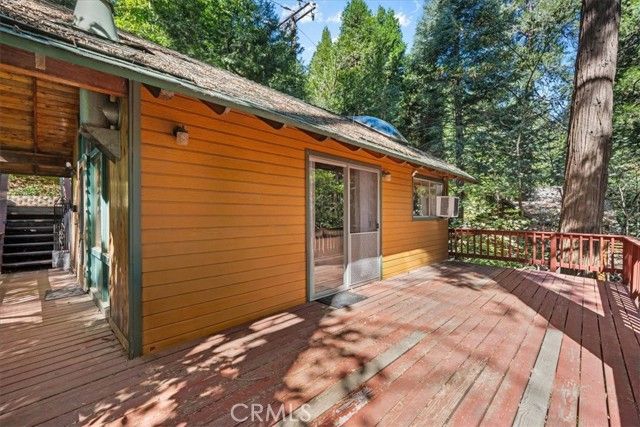 697 Mormon Springs, Crestline, CA 92325