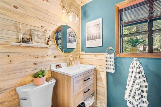 697 Mormon Springs, Crestline, CA 92325