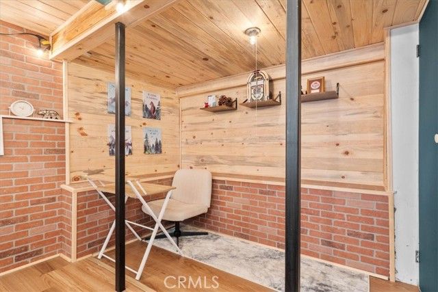 697 Mormon Springs, Crestline, CA 92325