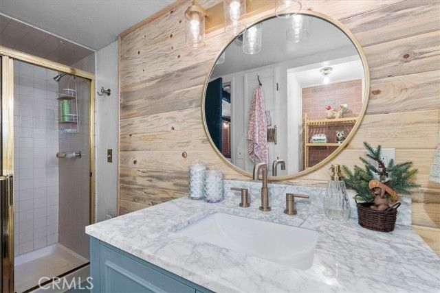 697 Mormon Springs, Crestline, CA 92325