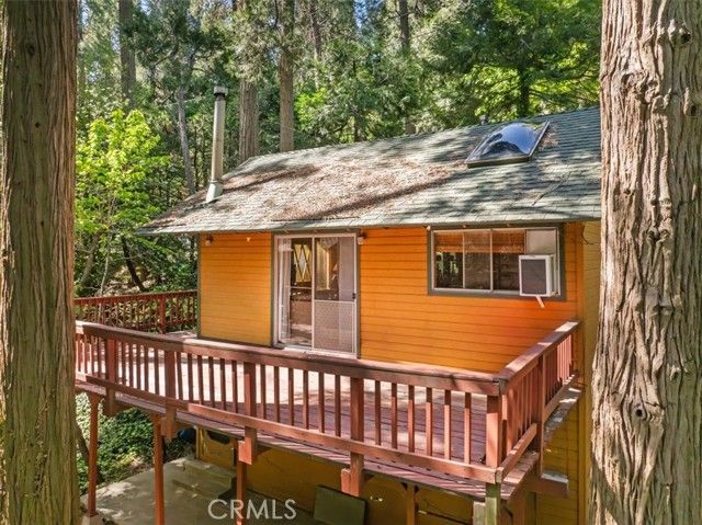697 Mormon Springs, Crestline, CA 92325