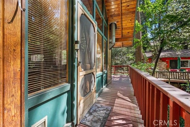 697 Mormon Springs, Crestline, CA 92325