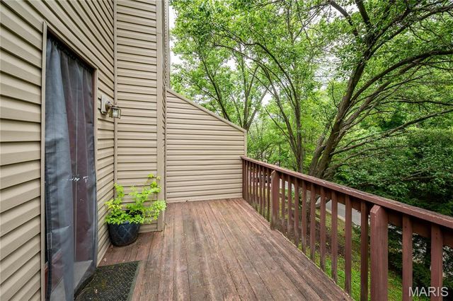 15619 Quail Meadows Drive D, Chesterfield, MO 63017