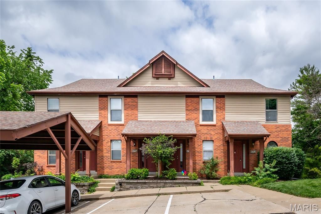 15619 Quail Meadows Drive D, Chesterfield, MO 63017