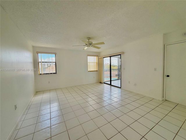 2334 S Cypress Bend Dr 505, Pompano Beach, FL 33069