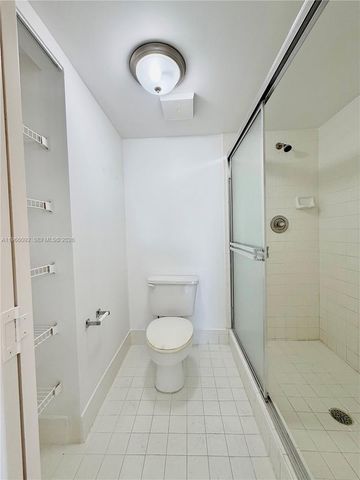 2334 S Cypress Bend Dr 505, Pompano Beach, FL 33069