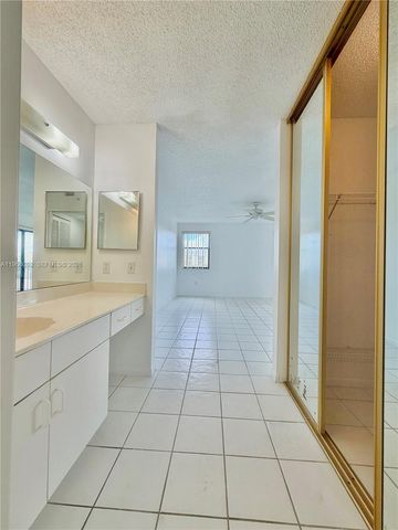 2334 S Cypress Bend Dr 505, Pompano Beach, FL 33069