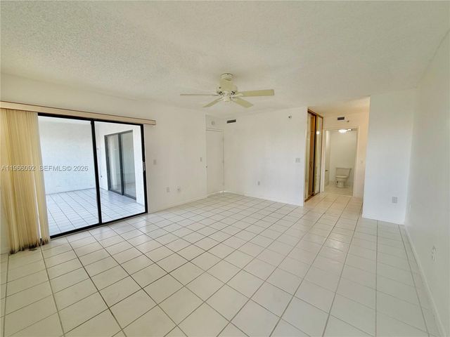 2334 S Cypress Bend Dr 505, Pompano Beach, FL 33069