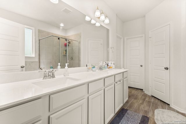 4012 Wild Bloom, Seguin, TX 78155