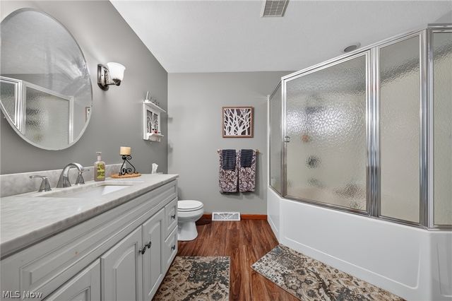 2505 Footville Richmond Road E, Jefferson, OH 44047