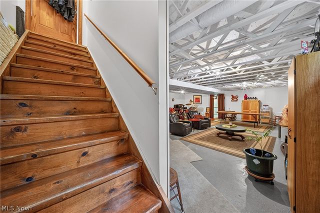 2505 Footville Richmond Road E, Jefferson, OH 44047