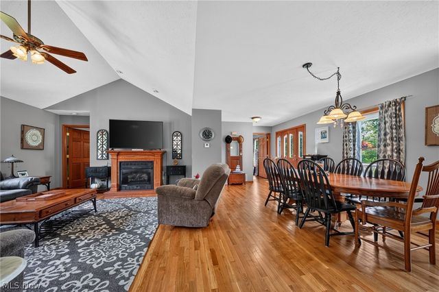 2505 Footville Richmond Road E, Jefferson, OH 44047