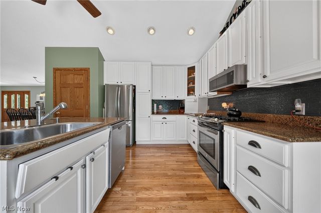 2505 Footville Richmond Road E, Jefferson, OH 44047