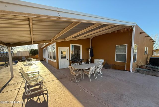 3595 Lucky Lindy Lane, Las Cruces, NM 88007
