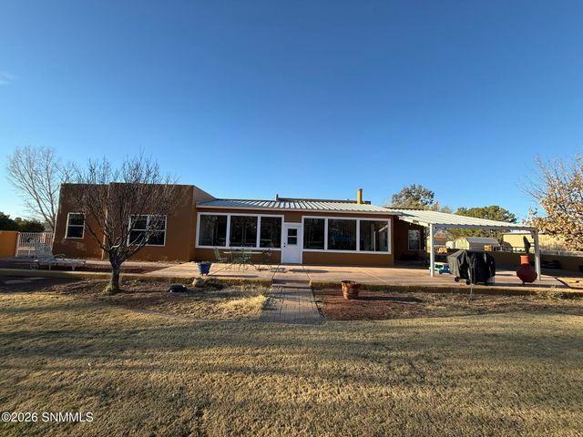3595 Lucky Lindy Lane, Las Cruces, NM 88007