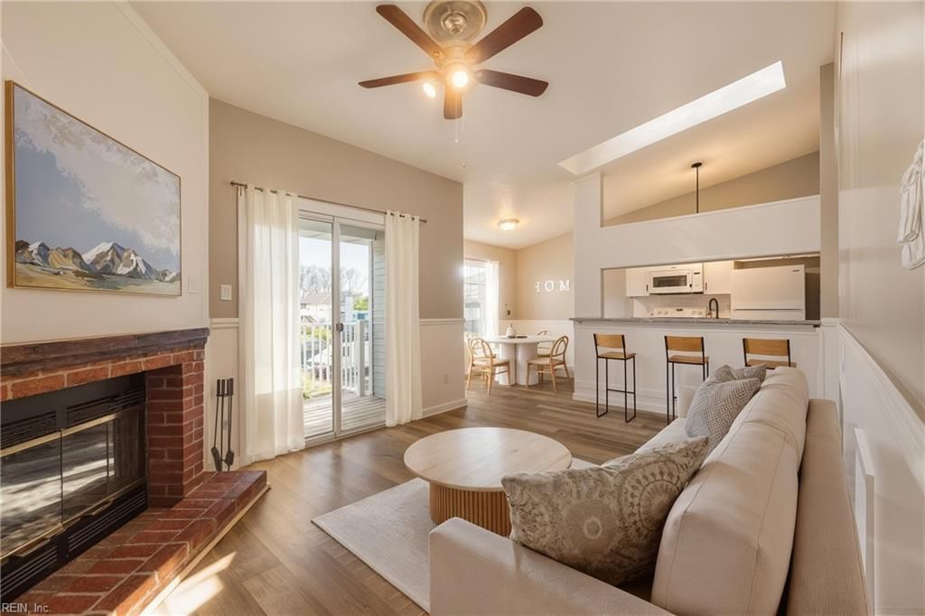 515 Wharf CT, Virginia Beach, VA 23462