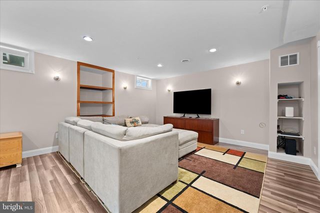 403 RICHARD ROBERTS ST, New Market, MD 21774