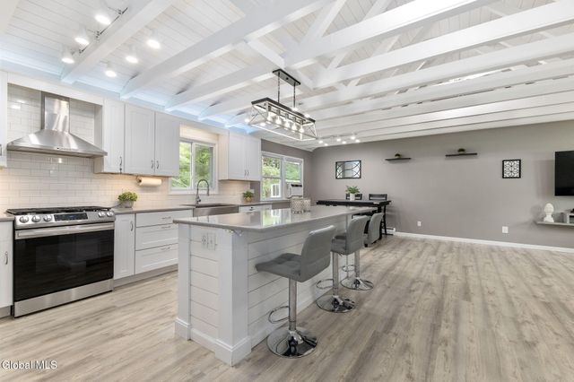 247 Pinewood Drive, Guilderland, NY 12303