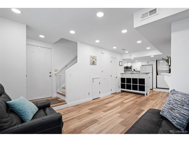 8701 Huron St 1-1-212, Thornton, CO 80260