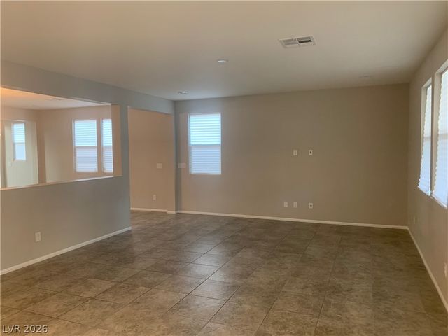 9284 Valley Betica Avenue, Las Vegas, NV 89148