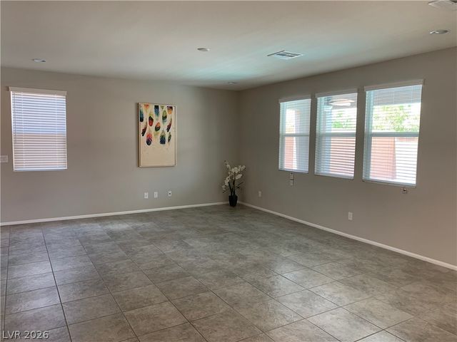 9284 Valley Betica Avenue, Las Vegas, NV 89148