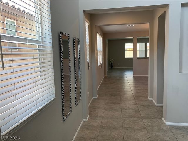 9284 Valley Betica Avenue, Las Vegas, NV 89148