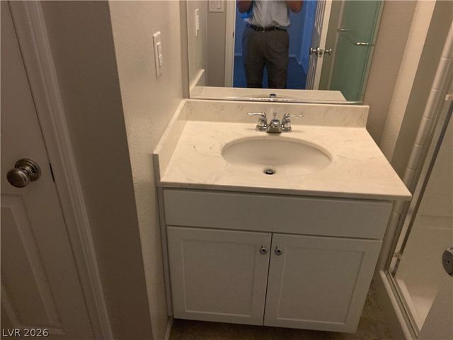 9284 Valley Betica Avenue, Las Vegas, NV 89148