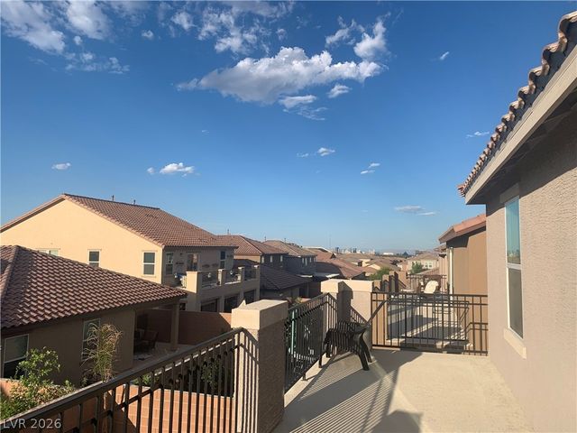 9284 Valley Betica Avenue, Las Vegas, NV 89148