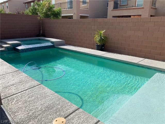 9284 Valley Betica Avenue, Las Vegas, NV 89148