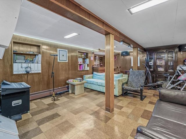 42 Elliot Drive, Hicksville, NY 11801