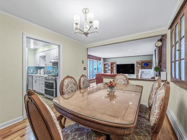 42 Elliot Drive, Hicksville, NY 11801